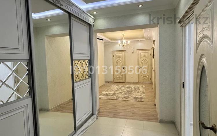 4-комнатная квартира · 125 м² · 4/5 этаж, мкр. Алтын орда, Ораз Татеулы 2 за 53.5 млн ₸ в Актобе — фото 2