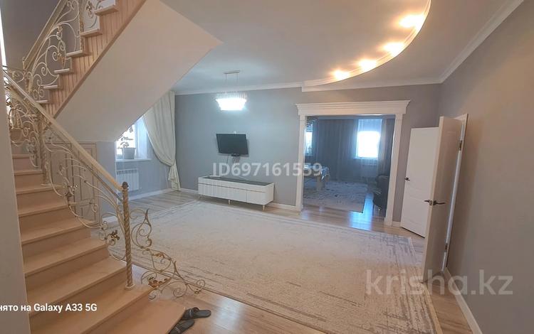 Жеке үй · 7 бөлме · 274.4 м² · 9 жүзд., Алихана Бөкейханова 23 — ул Абылайхана, бағасы: 70 млн ₸ в  — фото 5