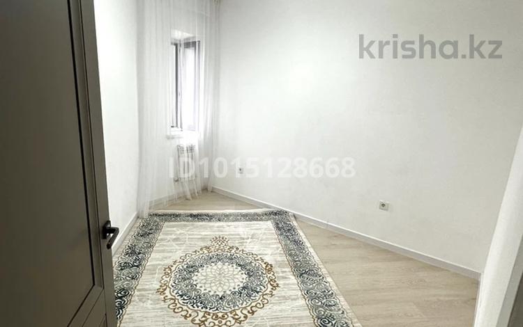 2-бөлмелі пәтер · 53 м² · 4/8 қабат, Нурсая-3 ш/а., Абулхаир Хана 41 — напротив Абай центр, бағасы: 28 млн ₸ в Атырау, мкр Нурсая-3 — фото 3