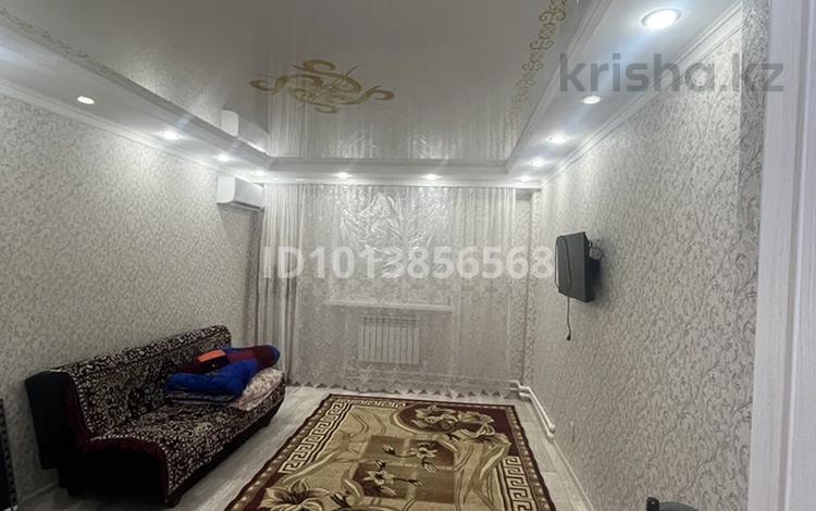 1-комнатная квартира · 49 м² · 4/5 этаж, 10 микрорайон 22 за 130 000 ₸ в Аксае — фото 2