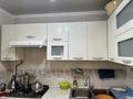 2-комнатная квартира · 49.1 м² · 5/9 этаж, 12-й мкр 66 — 12-шағын аудан – қаланың қақ орталығында орналасқан. Пәтер таза, жаңа жөндеуден өткен (свежий ремонт). Үйдің қасында 2 мектеп пен балабақша бар. Жолға жақын, қатынауға өте ыңғайлы. за 14.3 млн ₸ в Актау — фото 10