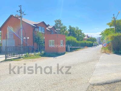2-комнатная квартира · 65 м² · 2/3 этаж, Тулепова — Пешеходный мост за 31.6 млн ₸ в Атырау