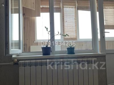 2-комнатная квартира, 50 м², 4/9 этаж помесячно, 13-й мкр 42b за 125 000 〒 в Актау, 13-й мкр