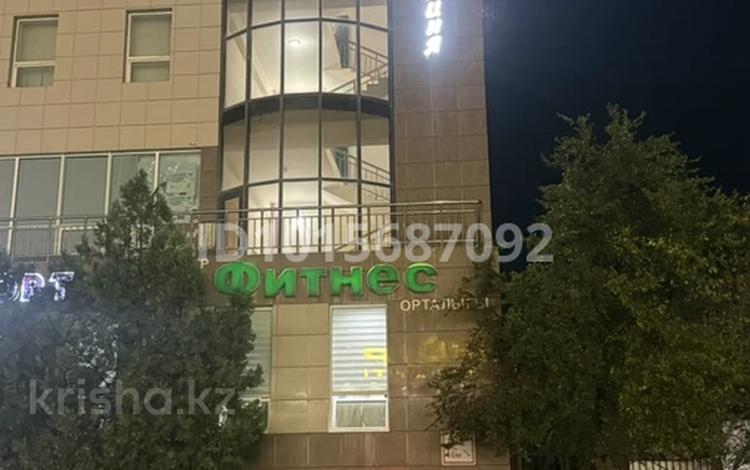 2-бөлмелі пәтер · 57 м² · 6/9 қабат, 13-ш/а. 10 — напроьив гипермаркета АНВАР, бағасы: 11.5 млн ₸ в Актау, 13-й мкр — фото 2