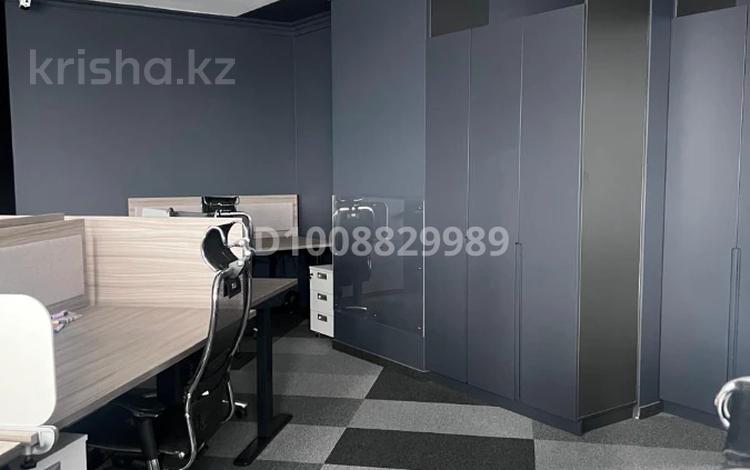 Офисы · 602 м² за 11.5 млн ₸ в Алматы, Бостандыкский р-н — фото 11