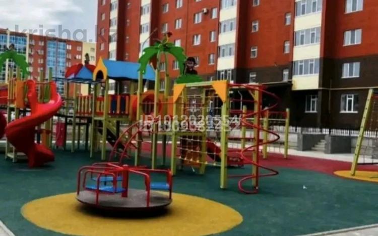 1-бөлмелі пәтер · 46 м² · 3/9 қабат, мкр. Алтын орда, Микрорайон Алтын Орда 54а — М. Шокай, бағасы: 23.7 млн ₸ в Актобе — фото 2