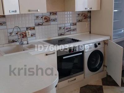 2-комнатная квартира · 70 м² · 1/10 этаж, Тлендиева 52/2 — Дулатова 187. АвтоЦОН Сабит Муканова за 20 000 ₸ в Астане, Сарыарка р-н