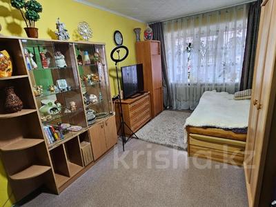 1-комнатная квартира, 30 м², 1/5 этаж, Назарбаева 35/1 за 9.8 млн 〒 в Усть-Каменогорске
