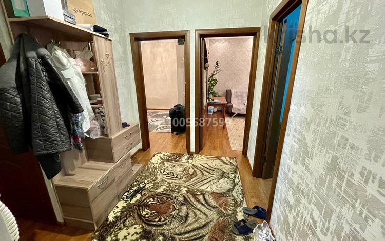 3-бөлмелі пәтер · 65.1 м² · 3/5 қабат, мкр Аксай-2 60, бағасы: 47 млн ₸ в Алматы, Ауэзовский р-н — фото 2