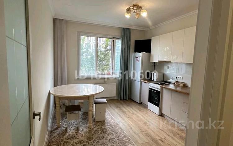1-комнатная квартира · 40 м² · 1/9 этаж, Е 511 40 за 230 000 ₸ в Астане, Есильский р-н — фото 2
