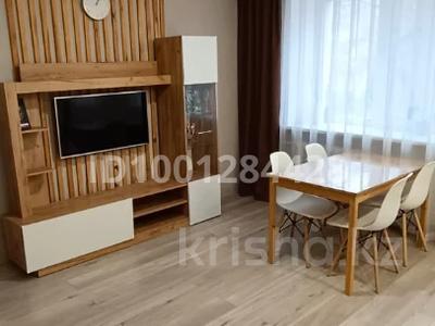 Пәтерлер в Астане: 2-бөлмелі пәтер · 45 м² · 2/5 қабат, Абая 59, бағасы: 250 000 〒 2-бөлмелі пәтер · 45 м² · 2/5 қабат, Абая 59, бағасы: 250 000 〒 в Астане, р-н Байконур