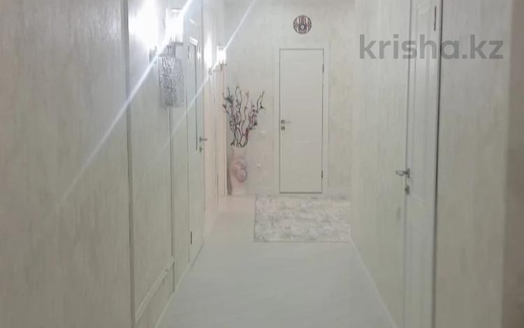 3-комнатная квартира · 120.5 м² · 5/5 этаж, Тауилсиздик за 46 млн ₸ в Актобе — фото 6