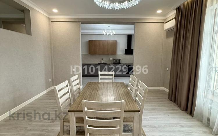 4-комнатная квартира · 146 м² · 3/3 этаж, мкр Ерменсай за 850 000 ₸ в Алматы, Бостандыкский р-н — фото 2