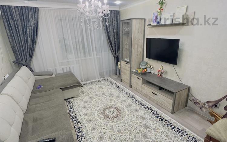 3-комнатная квартира · 60.4 м² · 7/9 этаж, Проспект Назарбаева за 26 млн ₸ в Уральске — фото 2