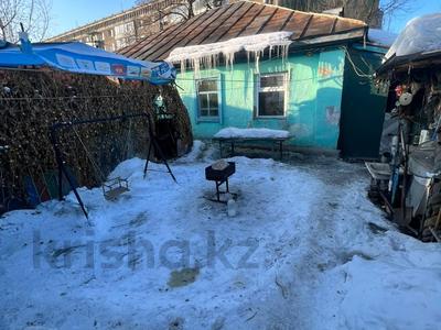 Жеке үй · 3 бөлме · 65.5 м² · 15 сот., Юннатов 128, бағасы: 15 млн ₸ в Усть-Каменогорске