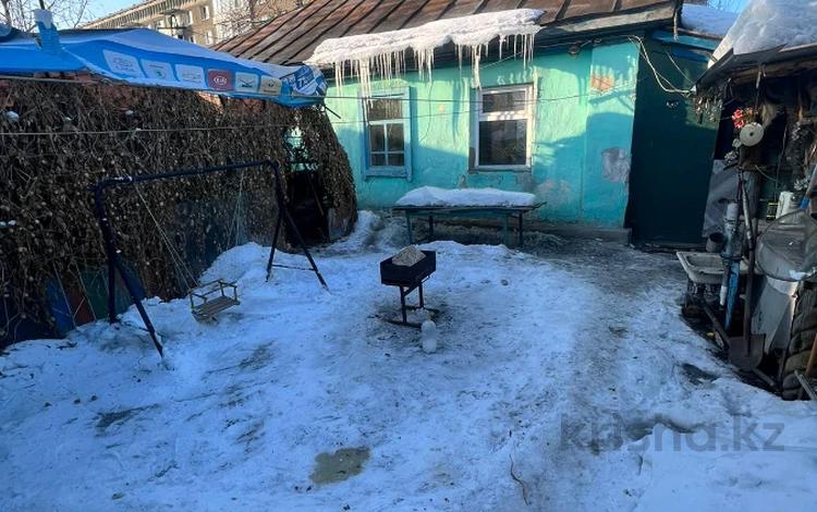 Жеке үй · 3 бөлме · 65.5 м² · 15 сот., Юннатов 128, бағасы: 15 млн ₸ в Усть-Каменогорске — фото 9