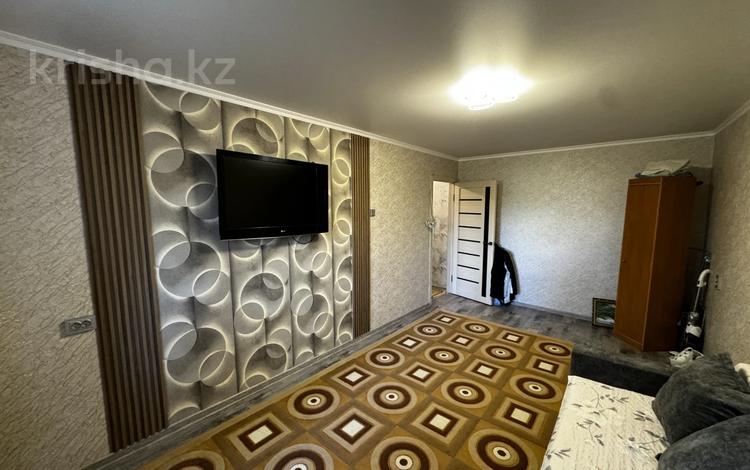 1-комнатная квартира · 31 м² · 4/5 этаж, мкр Юго-Восток, 28й микрорайон 32 за 13 млн ₸ в Караганде, Казыбек би р-н — фото 2