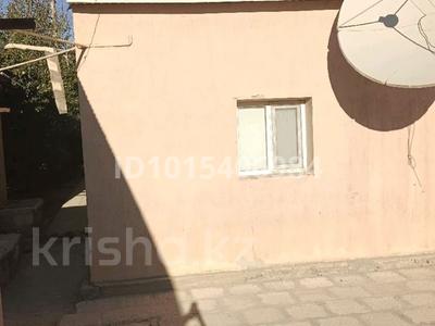 Отдельный дом · 5 комнат · 238 м² · 10 сот., Рахат 2, 4 көше 29 за 28 млн ₸ в Жанаозен