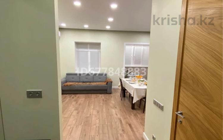 3-комнатная квартира · 82 м² · 9/9 этаж, Мкр. Гульдер-1 1/4 за 47 млн ₸ в Караганде, Казыбек би р-н — фото 14