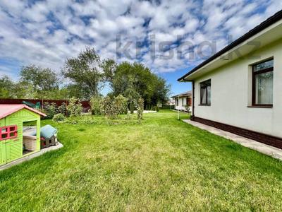 Отдельный дом · 4 комнаты · 256.5 м², ул. Байконыс 27 — Алатауская трасса Tengri Park за 1.2 млн 〒 в Туздыбастау (Калинино)