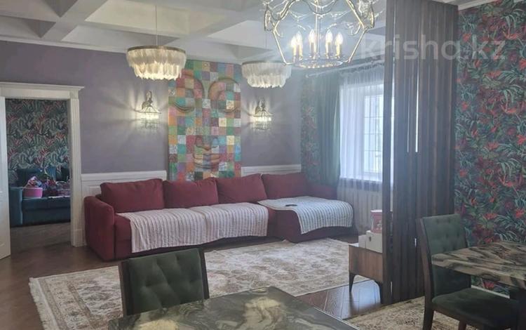 5-комнатная квартира · 200 м² · 1 этаж, мкр Комсомольский, Кабанбай Батыра 12 за 150 млн ₸ в Астане, Есильский р-н — фото 2