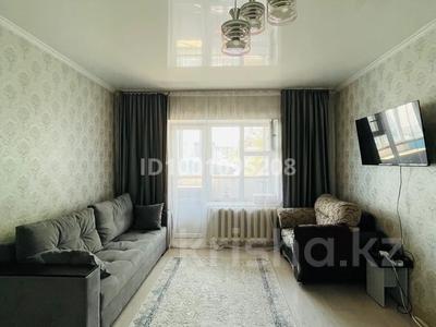 Продажа квартир в Алматинской обл.: 1-комнатная квартира · 35.9 м² · 2/5 этаж, 4 микрорайон 15 — Напротив ЦРБ за 17.5 млн 〒 1-комнатная квартира · 35.9 м² · 2/5 этаж, 4 микрорайон 15 — Напротив ЦРБ за 17.5 млн 〒 в Есик