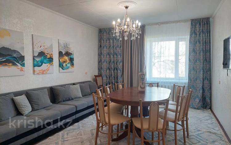 Дом · 4 комнаты · 115 м², Айманова 49-1 — Муканова и Айманова. за 30 000 〒 в Жезказгане — фото 9