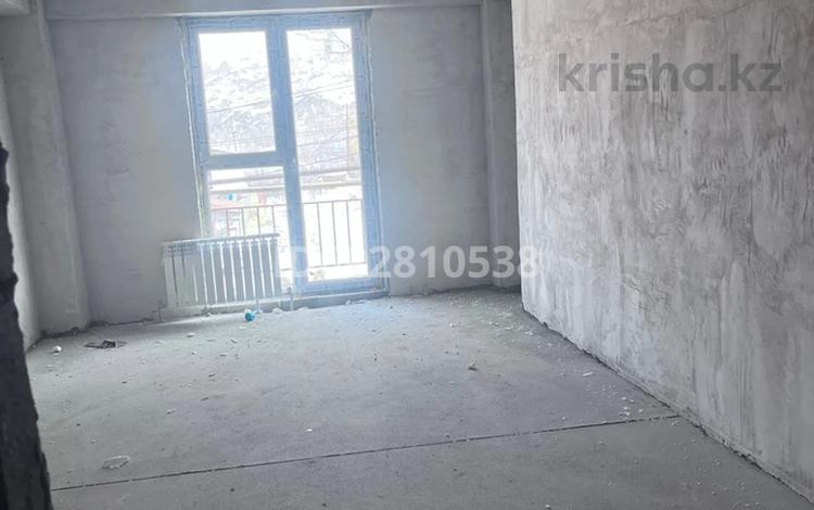 3-комнатная квартира · 84.3 м² · 2/4 этаж, мкр Акжар, Береке 7 — Жандосова- Береке за 40 млн ₸ в Алматы, Наурызбайский р-н — фото 25