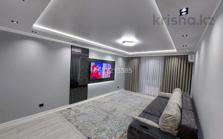 3-бөлмелі пәтер · 101 м² · 8/9 қабат, мкр. Алтын орда 7е, бағасы: 48.5 млн ₸ в Актобе — фото 2