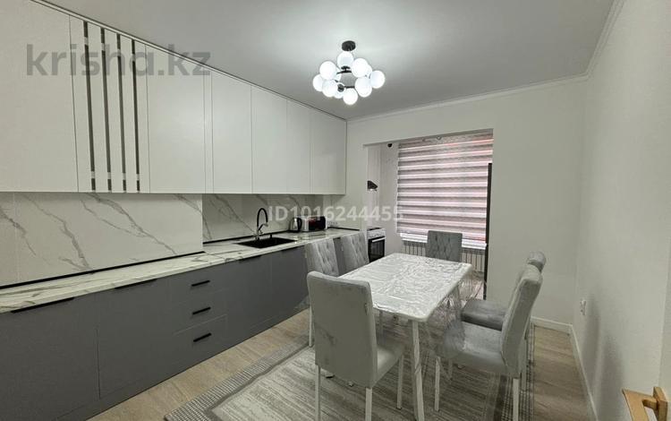 2-комнатная квартира · 64 м² · 2/5 этаж, Аль Фараби 35 — Аль Фараби за 280 000 ₸ в Таразе — фото 6