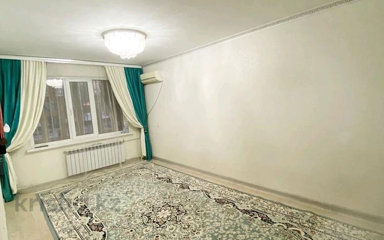 2-комнатная квартира, 44 м², 1/5 этаж, Алии Молдагулова за 11.9 млн 〒 в Актобе — фото 2