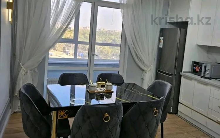 1-комнатная квартира · 50 м² · 7/12 этаж, Сырым батыра 99/3 за 250 000 〒 в Шымкенте, Каратауский р-н — фото 2