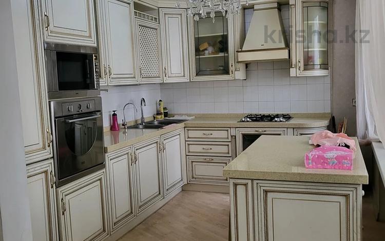 3-комнатная квартира · 85 м² · 1/5 этаж, Пушкина 129 за 450 000 ₸ в Алматы, Медеуский р-н — фото 2