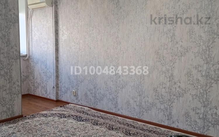 3-бөлмелі пәтер · 87 м² · 5/6 қабат, мкр Женис 21 — Сдаётся 3-комнатная квартира на длительный срок в автономном доме в мк, бағасы: 140 000 ₸ в Уральске — фото 2