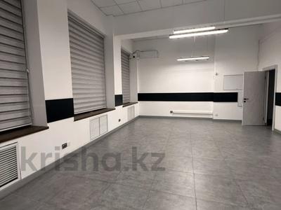 Свободное назначение, офисы, магазины и бутики, склады, салоны красоты, фитнес и спорт, медцентры и аптеки, образование, развлечения, конференц-залы, кабинеты и рабочие места, студии · 171 м² за 1.8 млн 〒 в Алматы, Алмалинский р-н