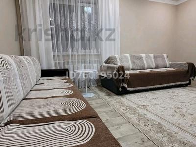 Аренда квартир в Акмолинской обл.: 2-комнатная квартира · 80 м² · 4/5 этаж, Наурызбай батыра 77 — Район Вечного огня за 260 000 〒 2-комнатная квартира · 80 м² · 4/5 этаж, Наурызбай батыра 77 — Район Вечного огня за 260 000 〒 в Кокшетау