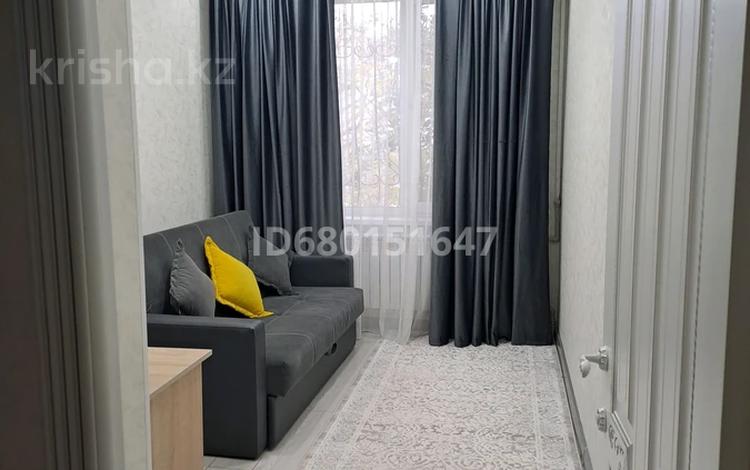 3-комнатная квартира · 72 м² · 2/5 этаж, 6-й мкр 24 за 25 млн ₸ в Актау — фото 2