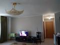 2-комнатная квартира, 80.6 м², 2/5 этаж помесячно, мкр Думан-2 9 за 250 000 〒 в Алматы, Медеуский р-н