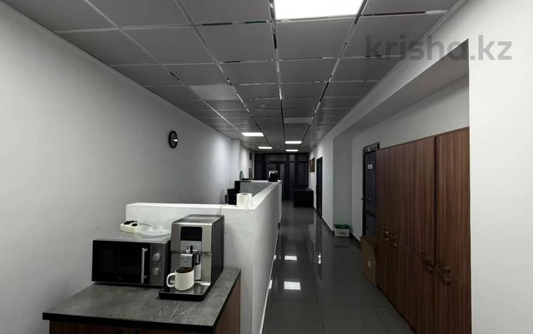 Офисы · 144 м² за 1.1 млн ₸ в Алматы, Медеуский р-н — фото 2