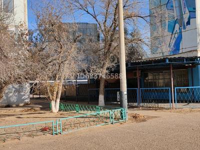 Свободное назначение, офисы, магазины и бутики, склады, общепит, салоны красоты, бани, гостиницы и зоны отдыха, медцентры и аптеки, образование, развлечения · 240.3 м² за 8.8 млн 〒 в Байконуре