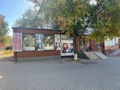 Свободное назначение, магазины и бутики, салоны красоты, медцентры и аптеки, образование · 110 м² за 75 млн 〒 в Атырау, мкр Центральный
