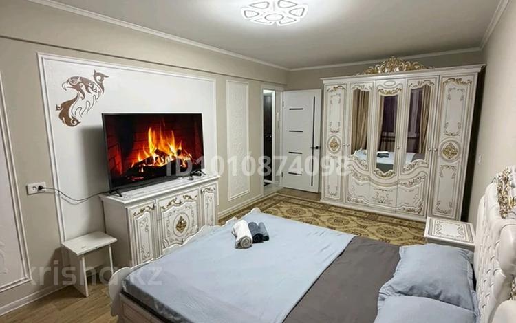 1-комнатная квартира · 33 м² · 1/5 этаж, Оралхан Бокея 23 — Тд Океан за 10 000 ₸ в Усть-Каменогорске — фото 12