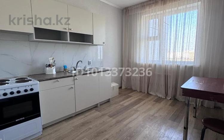 1-комнатная квартира · 35 м² · 10/16 этаж, Аль-Фараби 40/2 — Улы Дала за 200 000 ₸ в Астане, Есильский р-н — фото 2