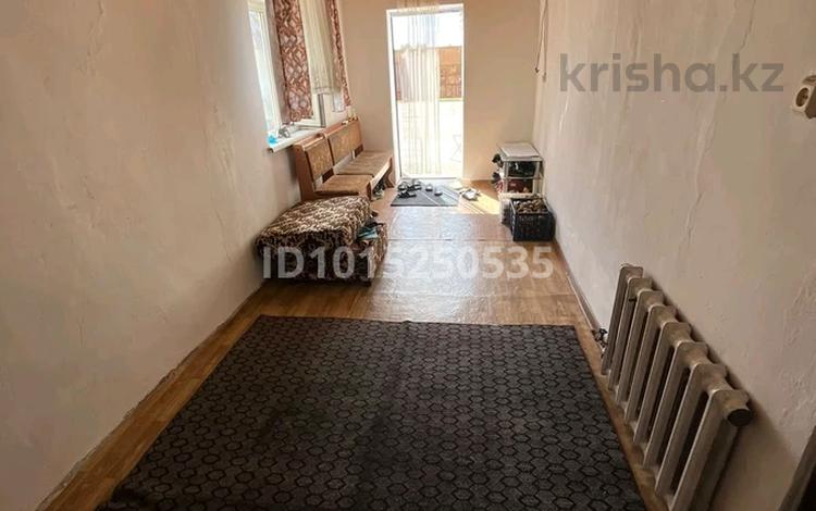 Отдельный дом · 4 комнаты · 160 м² · 10 сот., Аягузская 188б — Юность или же район юбилейный за 15 млн ₸ в Семее — фото 2