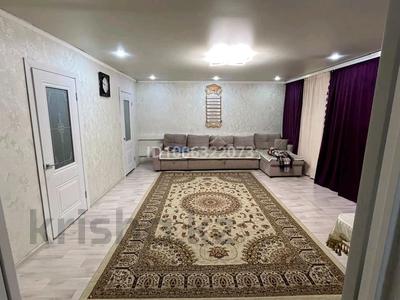 Отдельный дом · 4 комнаты · 87 м² · 12 сот., Алтынкум 10 — Акжол , Алаш ,Пушкина за 40 млн 〒 в Астане, р-н Байконур