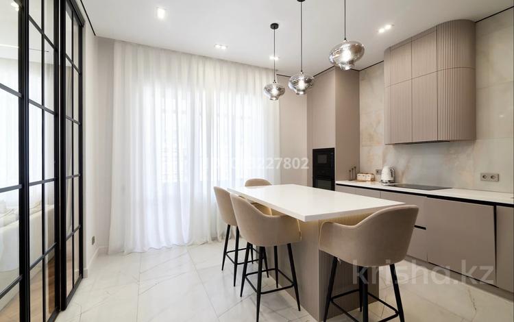4-комнатная квартира · 120 м² · 11/12 этаж, Улы дала 37 — Улы-дала - Кабанбай батыра за 160 млн ₸ в Астане, Есильский р-н — фото 2