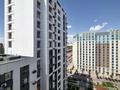 4-комнатная квартира · 120 м² · 11/12 этаж, Улы дала 37 — Улы-дала - Кабанбай батыра за 160 млн ₸ в Астане, Есильский р-н — фото 12