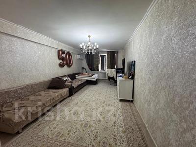 Продажа квартир в Жетысу обл.: 2-комнатная квартира · 62 м² · 3/5 этаж, Болашак 38 за 24 млн 〒 2-комнатная квартира · 62 м² · 3/5 этаж, Болашак 38 за 24 млн 〒 в Талдыкоргане, мкр Болашак