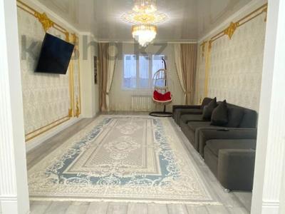3-бөлмелі пәтер · 105 м² · 7/9 қабат, Алтын орда ш/а., бағасы: 41 млн ₸ в Актобе, мкр. Алтын орда