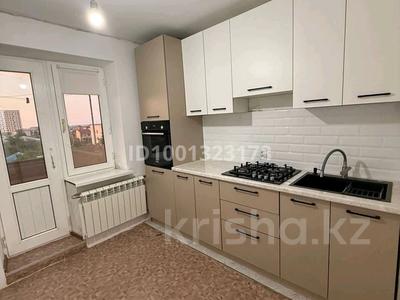 Пәтерлер в Атырауской обл.: 2-бөлмелі пәтер · 54 м² · 5/5 қабат, мкр Центральный 8 — NCOC Головной офис, бағасы: 11.7 млн 〒 2-бөлмелі пәтер · 54 м² · 5/5 қабат, мкр Центральный 8 — NCOC Головной офис, бағасы: 11.7 млн 〒 в Атырау